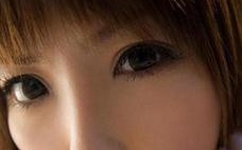 八字奶是什么意思